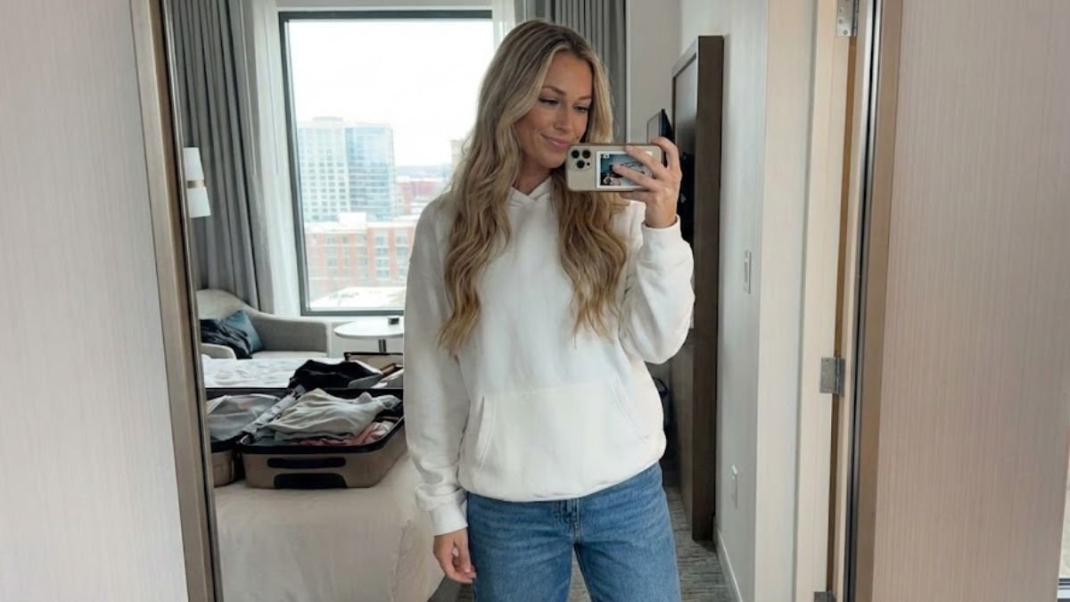 Ladd Mcconkey’s And Gf Sydney